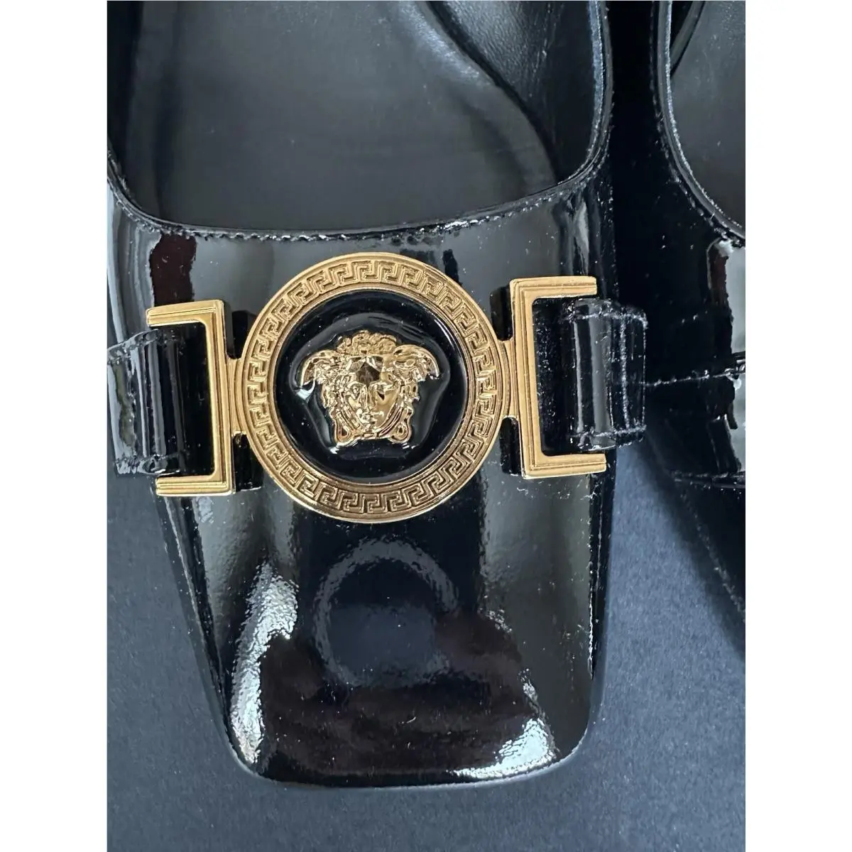 Versace shoes - Black (UPC: 8053609557675) 0