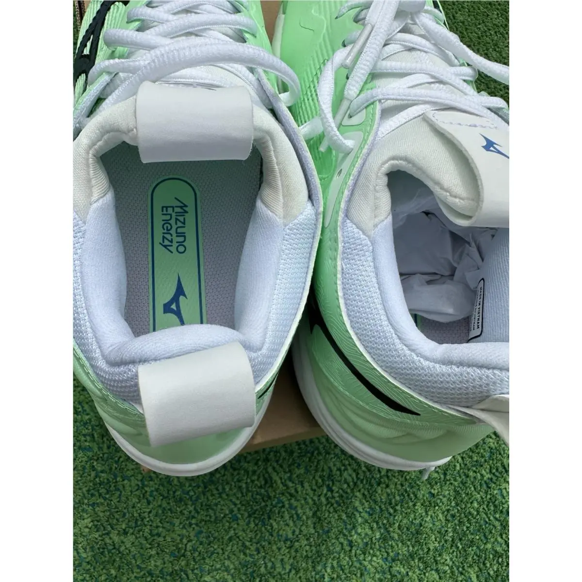 Mizuno shoes - MIZUNO WAVE MOMENTUM 3 - WAVE MOMENTUM - V1GA2312 87 - Green (UPC: 0889961726422) 5