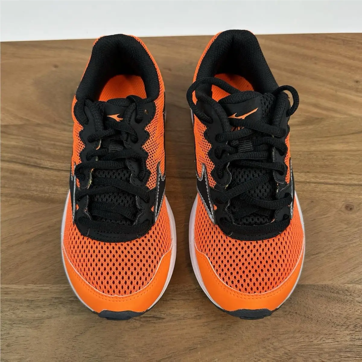 Mizuno shoes - Mizuno Wave Rider 20 JR - Orange 2