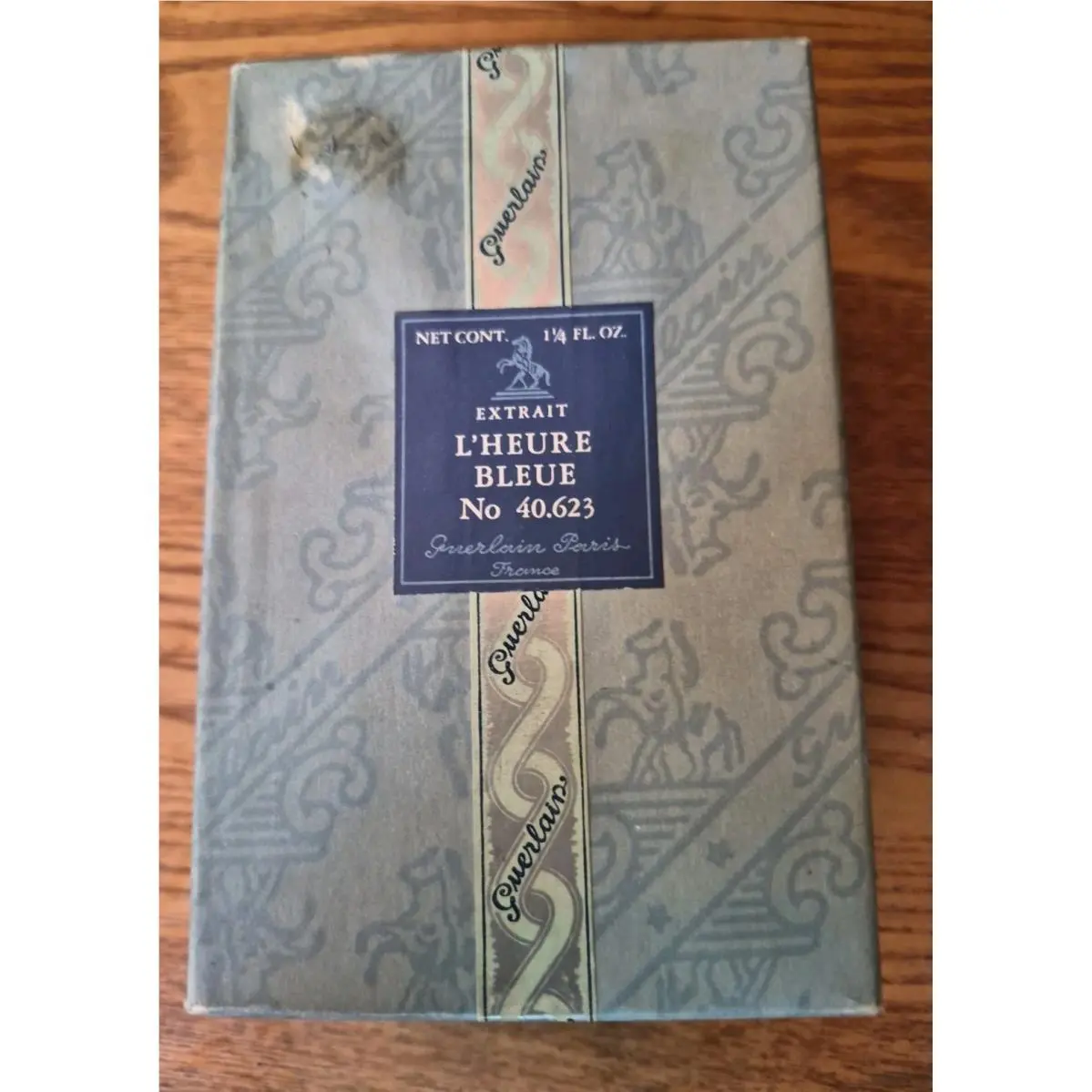 Vintage Guerlain L`heure Bleue Extrait Parfum 1 1/4 oz Presentation Box