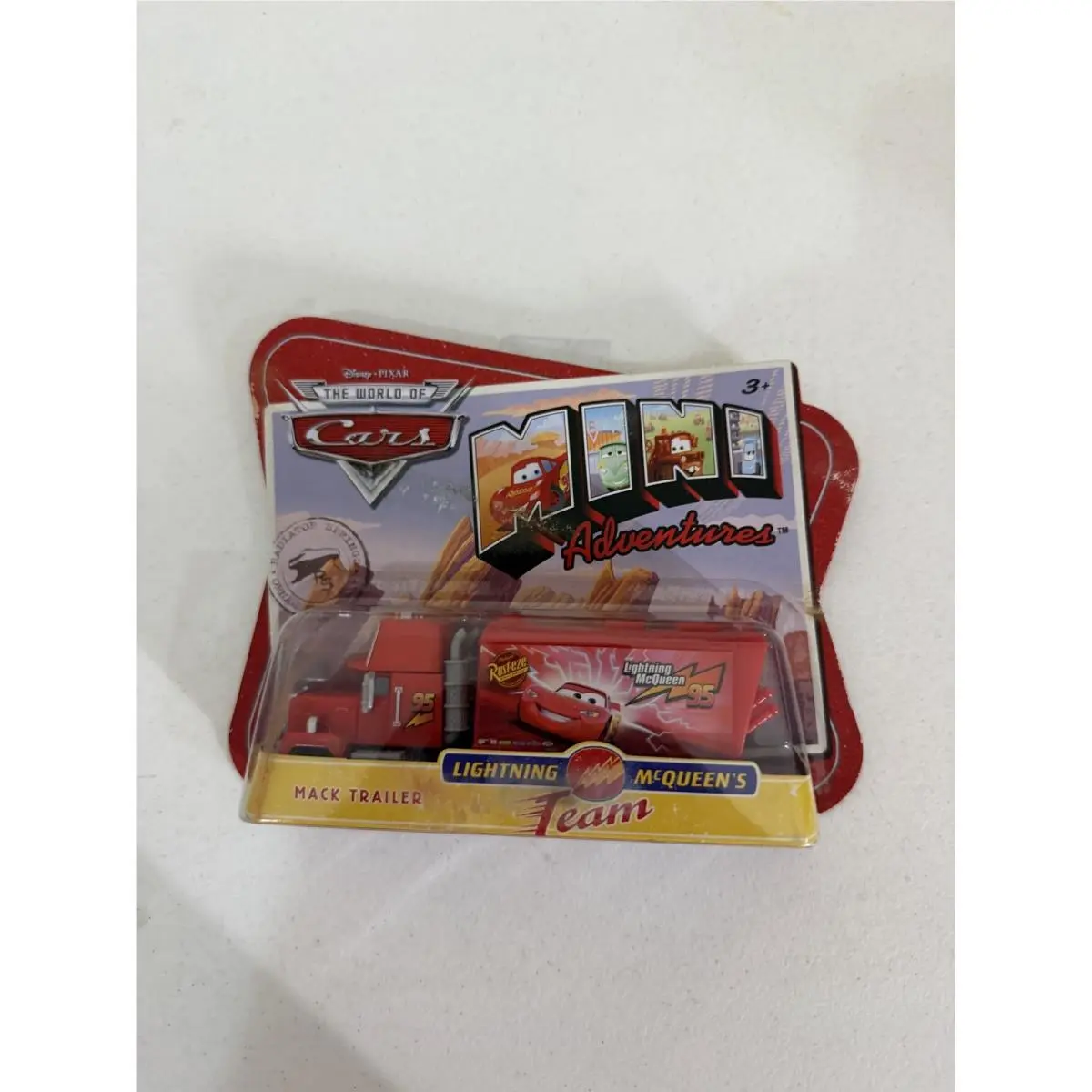 Disney World of Cars Mini Adventures Mack Trailer Lightning Mcqueens Team G9