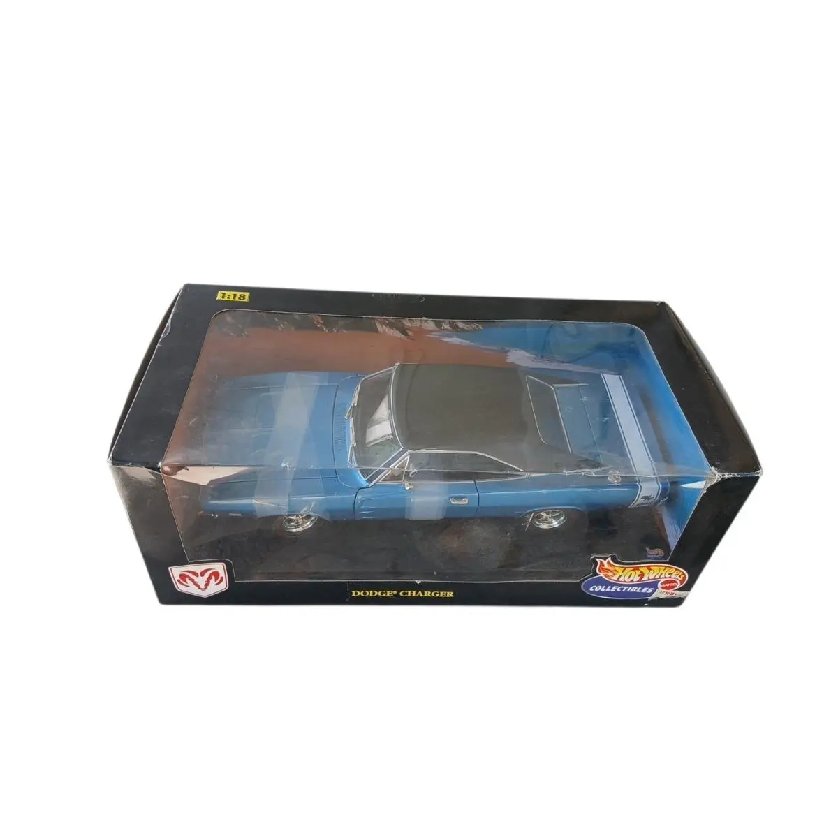 1:18 Hot Wheels Collectibles Diecast Muscle Car 1969 Dodge Charger 21358