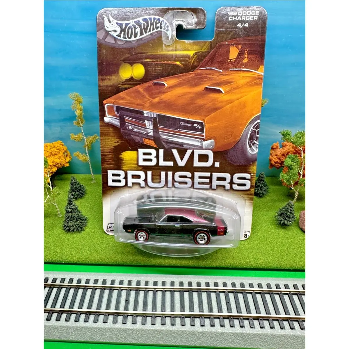Hot Wheels Collector 1969 Dodge Charger Black Red-line Real Riders