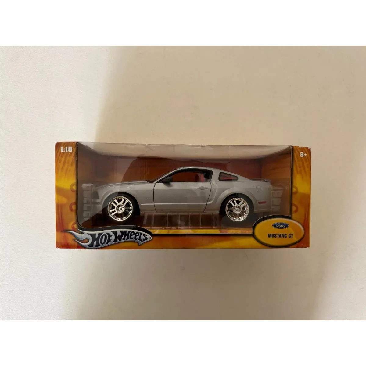 Hot Wheels Ford Mustang GT 1:18 2005 Gray BC5