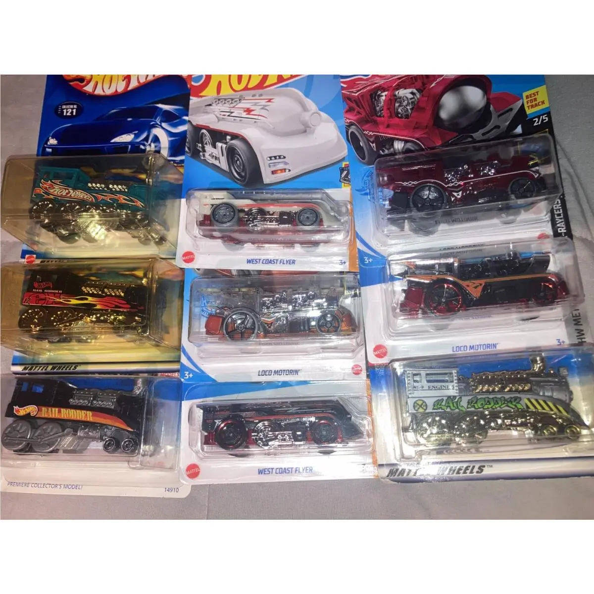 Hot Wheels Trains Assorted Rail Rodder / Loco Motorin` Lot of 9 on Cards