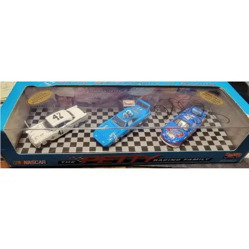 Hot Wheels Nascar The Petty Racing Family 3 Car Set Kyle Petty Autographed
