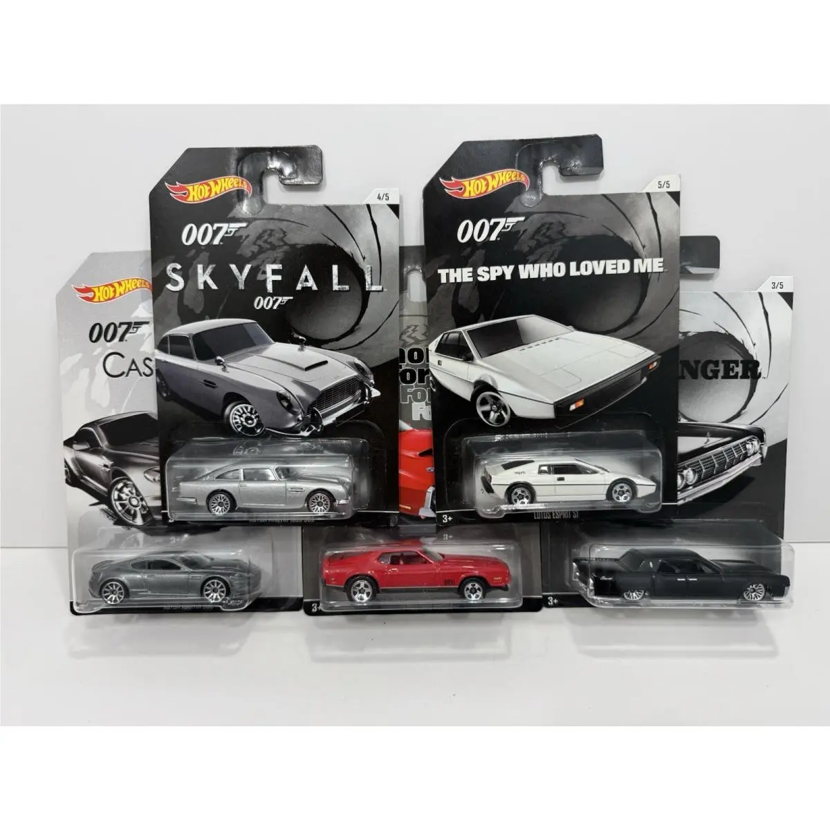 Hot Wheels James Bond Set Of 5 + 3 Extras. 8 Car Lot. Nice Condition