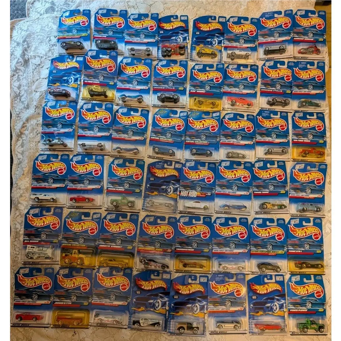 70 Hot Wheels Cars Nip 98 99 and 2000