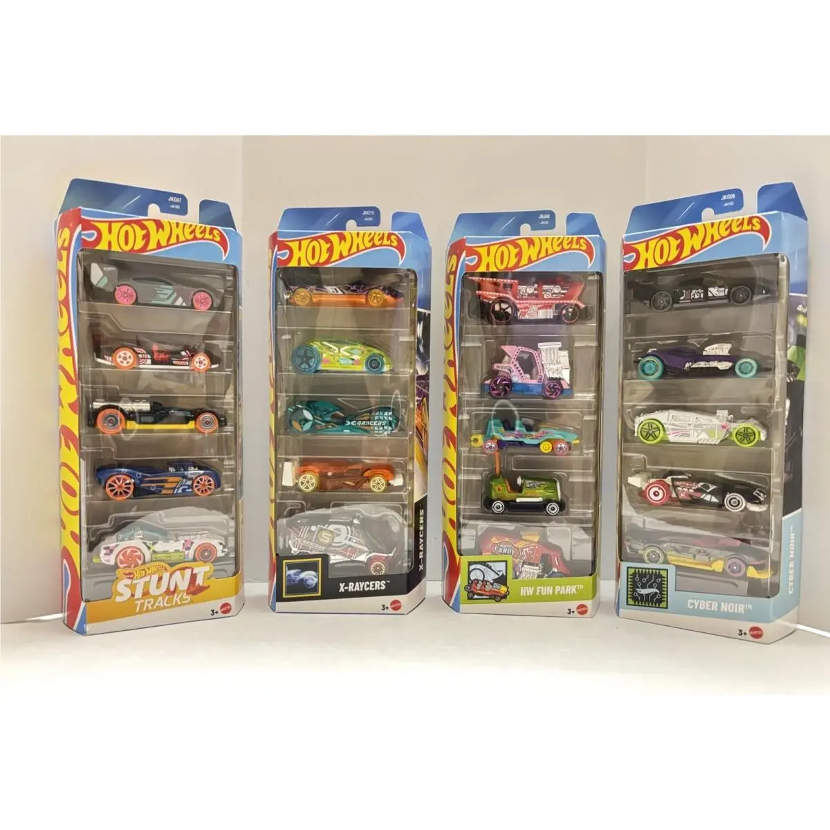 Hot Wheels 2025-2026 Cyber Noir X-raycers Stunt Tracks HW Fun Park 20 Cars