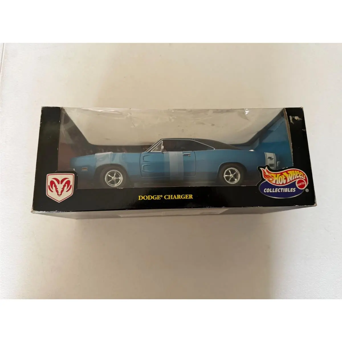 Hot Wheels Collectibles Dodge Charger Blue 1/18 BD7