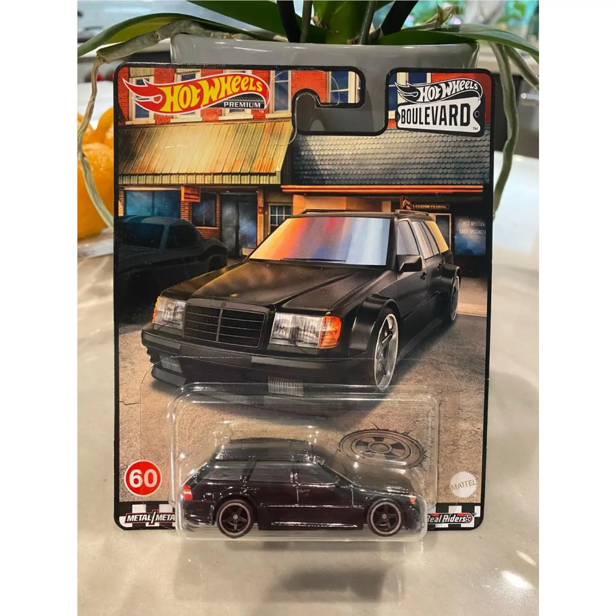 2020 - Hot Wheels - Mercedes-benz Amg E 36 Estate - Premium Boulevard 60