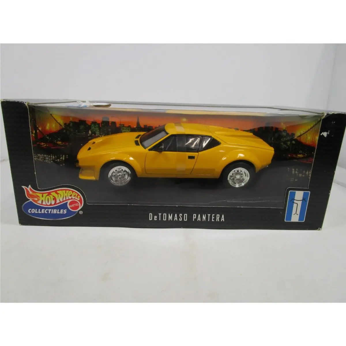 Hot Wheels 1/18 Yellow Detomaso Pantera Read