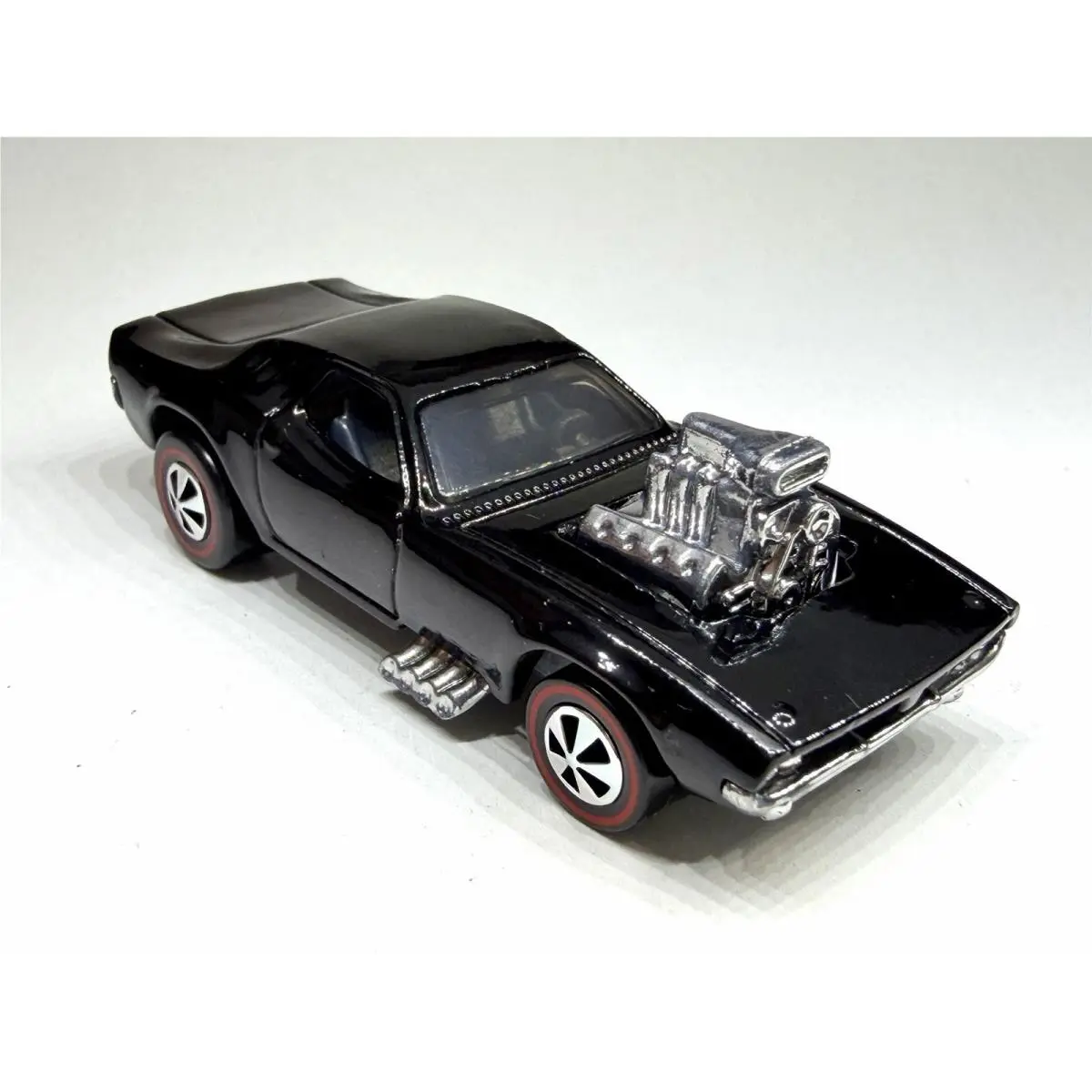 Hot Wheels Custom Made Redline Rodger Dodger ‘70 Black Diecast Car