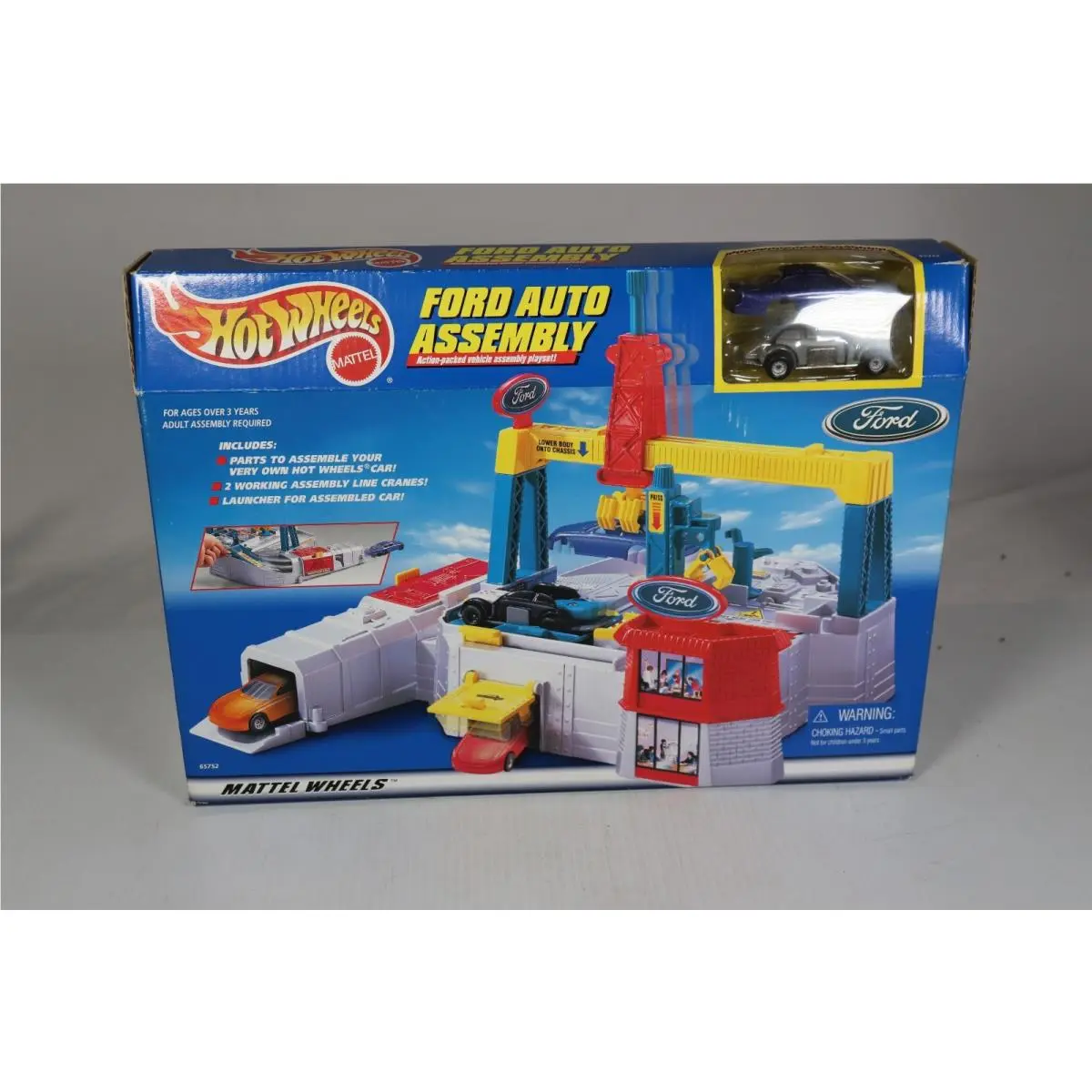 Hot Wheels Ford Auto Assembly Playset Mattel Ford Factory w/ Car b3