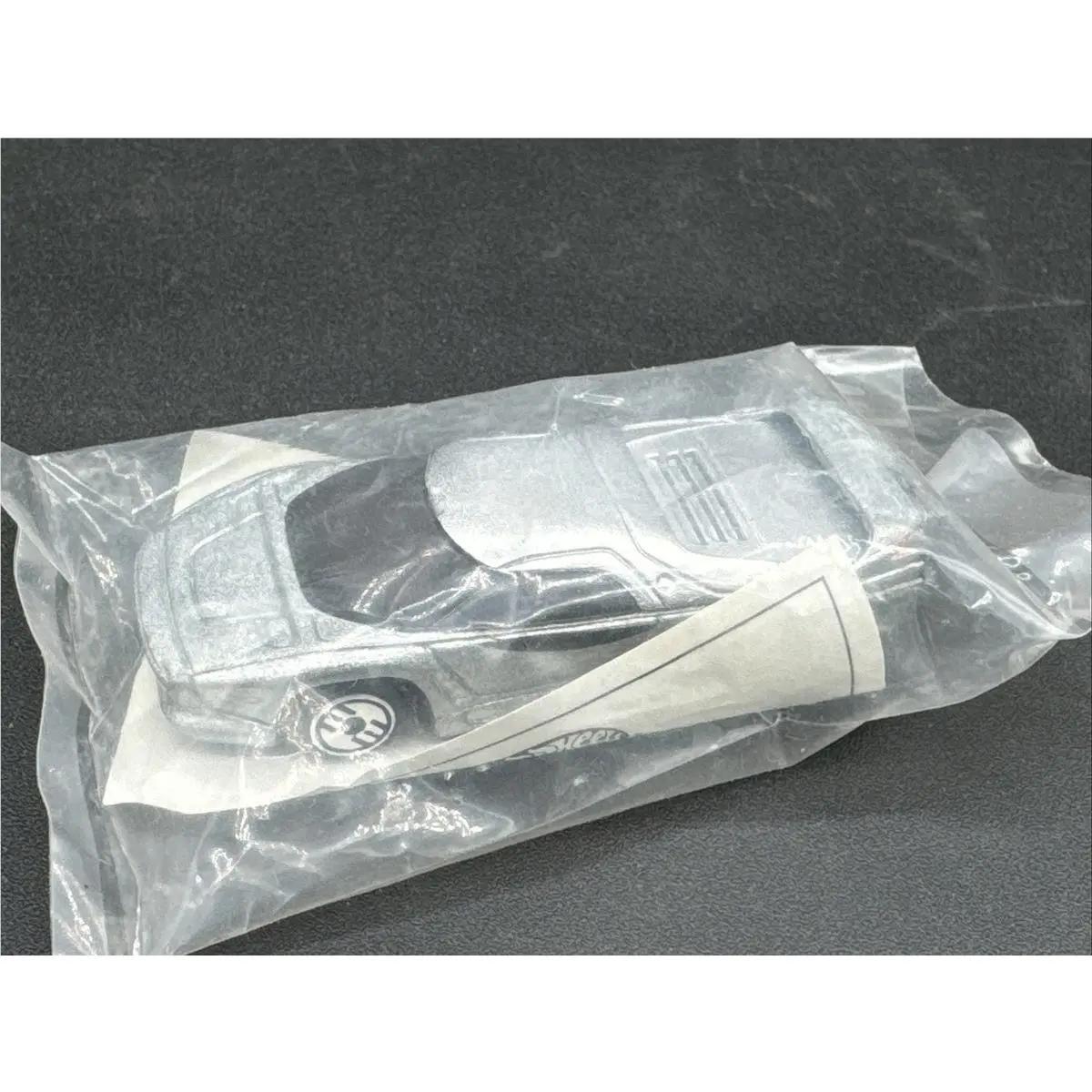 1x-1991 Vintage Hot Wheels Gray Vector Avtech WX-3 Silver Bag 1of500