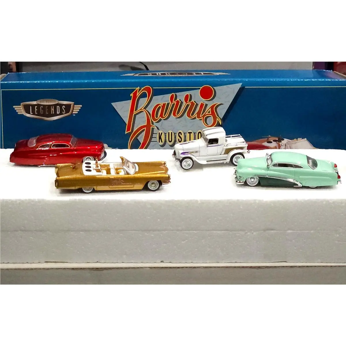 Hot Wheels Legends Barris Kustom 4-Car Set Hirohata Merc Acrylic Display 17632