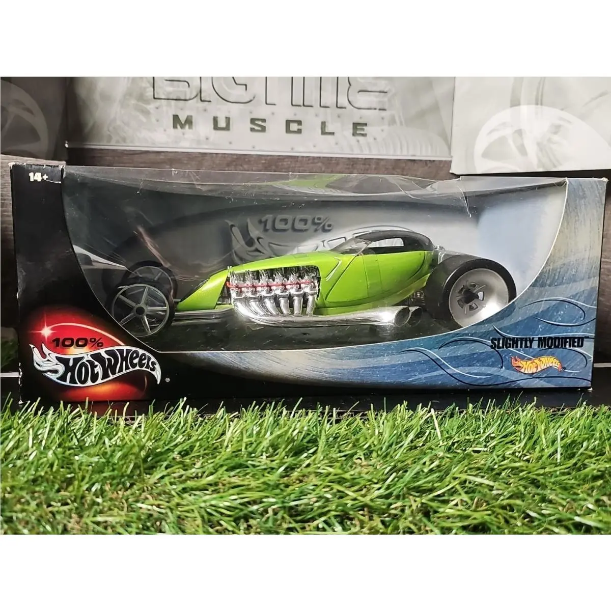 Vntg 2000 Mattel Hot Wheels Slightly Modified Green 1:18 Scale Diecast Nisb
