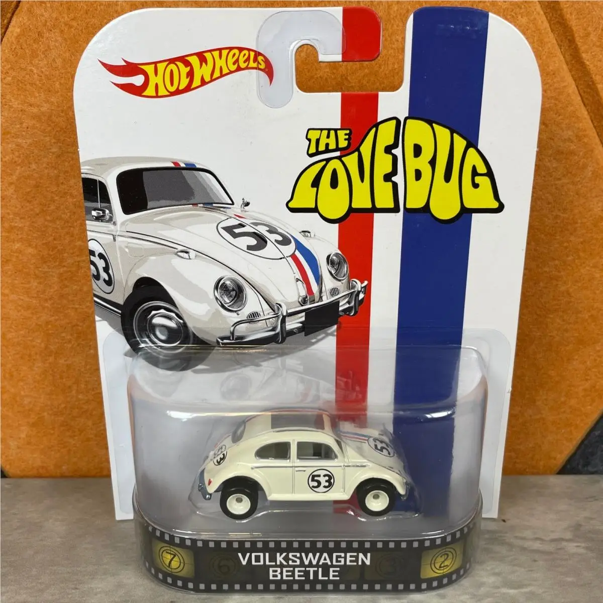 Hot Wheels The Love Bug Herbie Volkswagen Beetle Retro Entertainment BDT90 2014