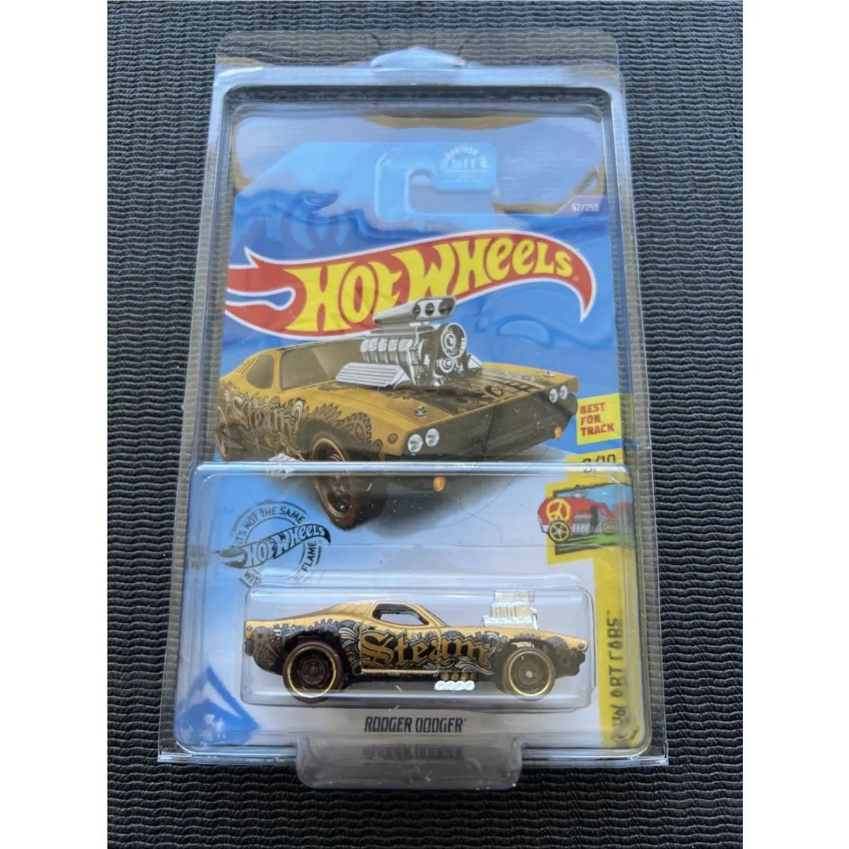 Hot Wheels Art Cars Rodger Dodger Kroger Exclusive Edition Steampunk Gears Case