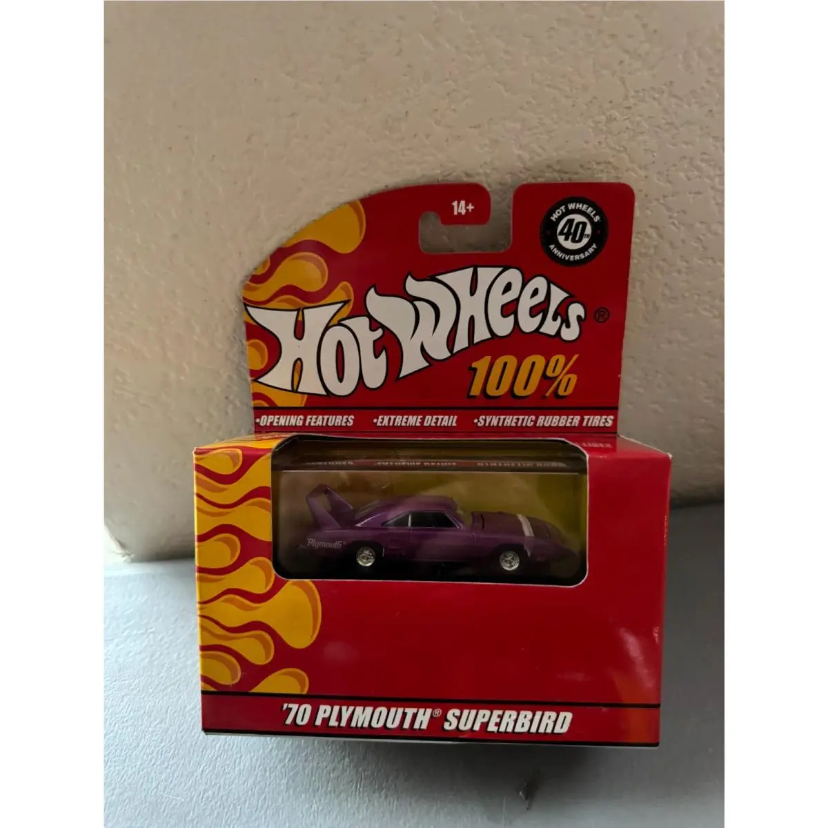 100 % Hot Wheels 40th Anniversary `70 Plymouth Superbird Purple P60