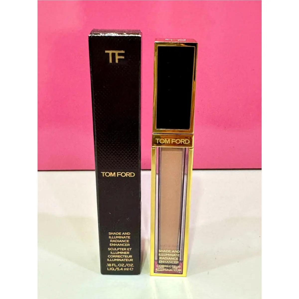 Tom Ford Shade and Illuminate Radiance Enhancer 0.18oz. Full Size - Medium