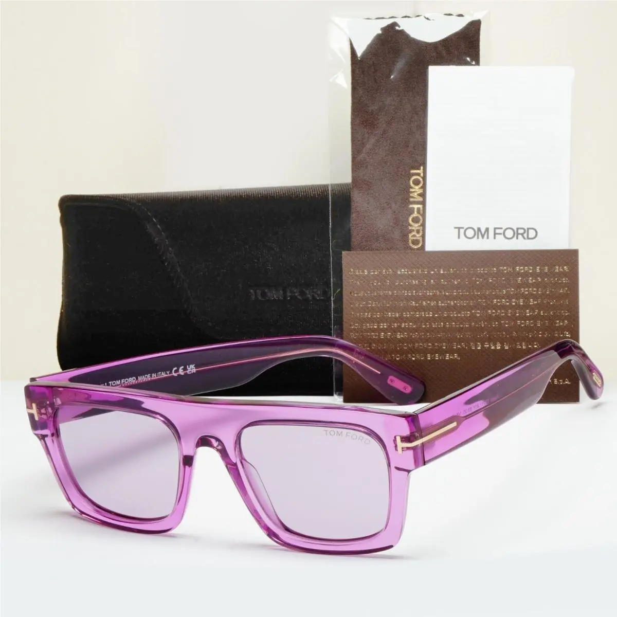 Tom Ford FT0711-5381Y Sunglasses Boutique Display