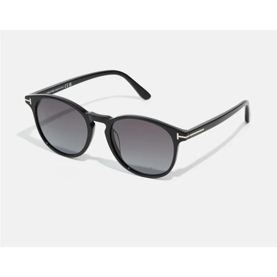 Tom Ford FT1097-5301B Sunglasses Boutique Display