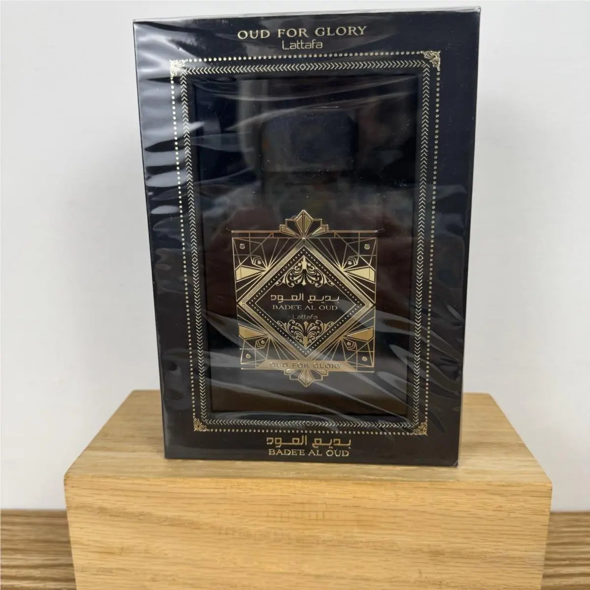 Bade`e Al Oud Oud For Glory Lattafa Perfum Eau de Parfum 3.5 oz