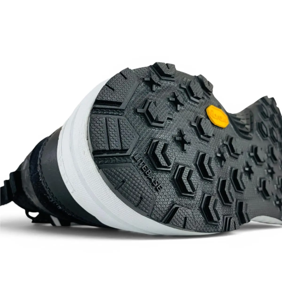 Under Armour shoes - Under Armour Charged Loadout Trek WP - Black 20