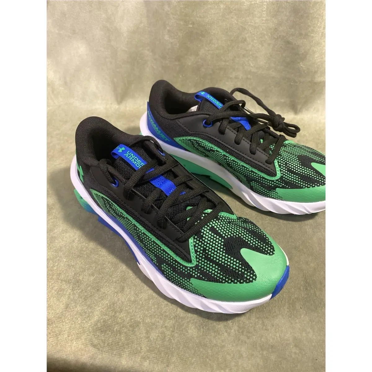 Under Armour shoes - Under Armour Charged Scramjet 4 - Black, Blue, Green 1