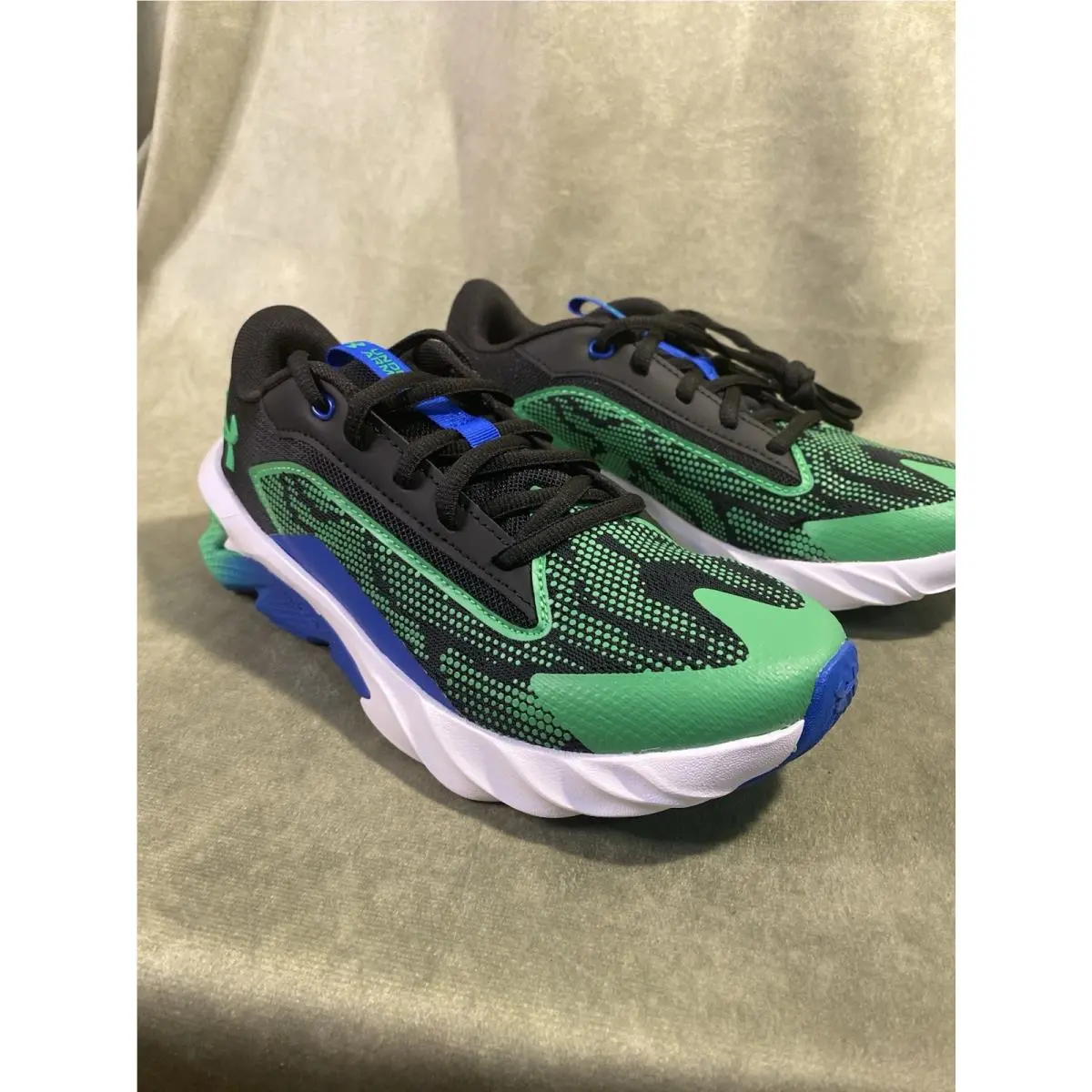 Under Armour shoes - Under Armour Charged Scramjet 4 - Black, Blue, Green 2
