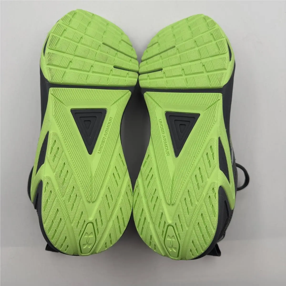 Under Armour shoes - UA Charged Commit TR 5 - Gray 4