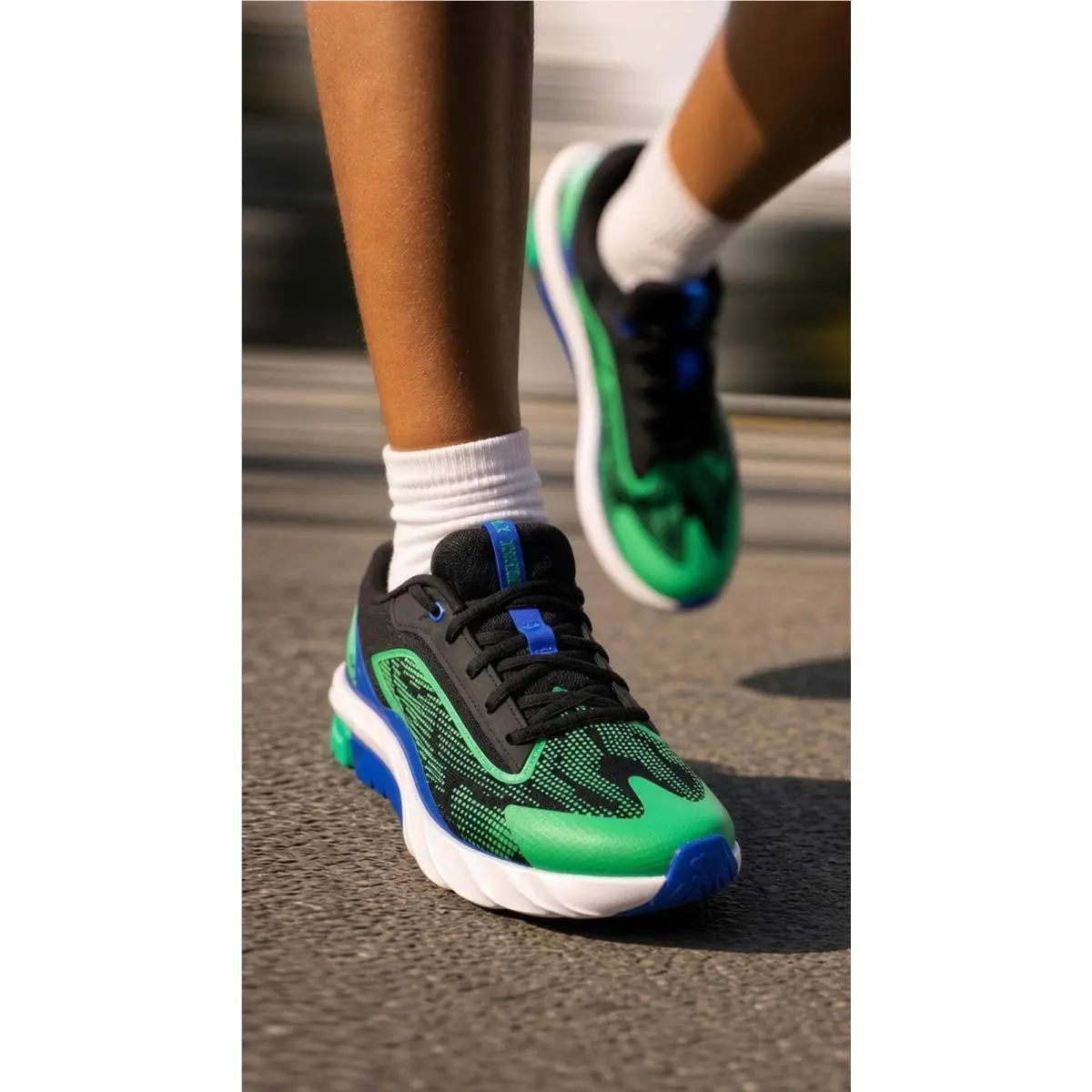 Under Armour Bgs Charged Scramjet 4 Shoes Size 6 Black Blue Green 3024208-002