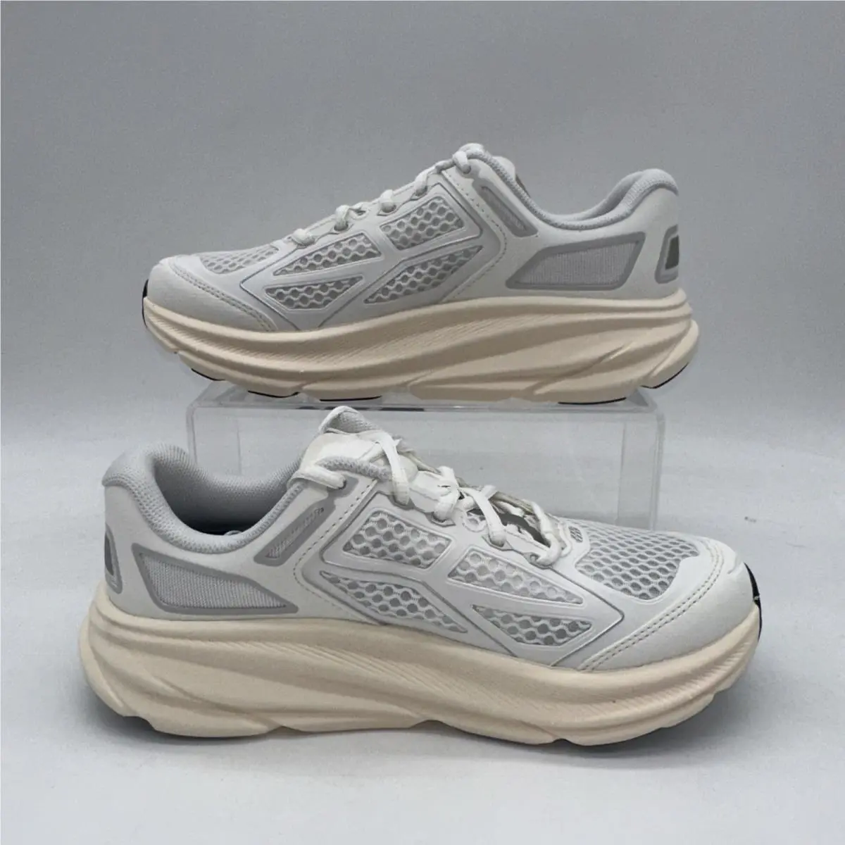 Hoka shoes - Hoka One One Clifton 9 - 1155370 - White 0