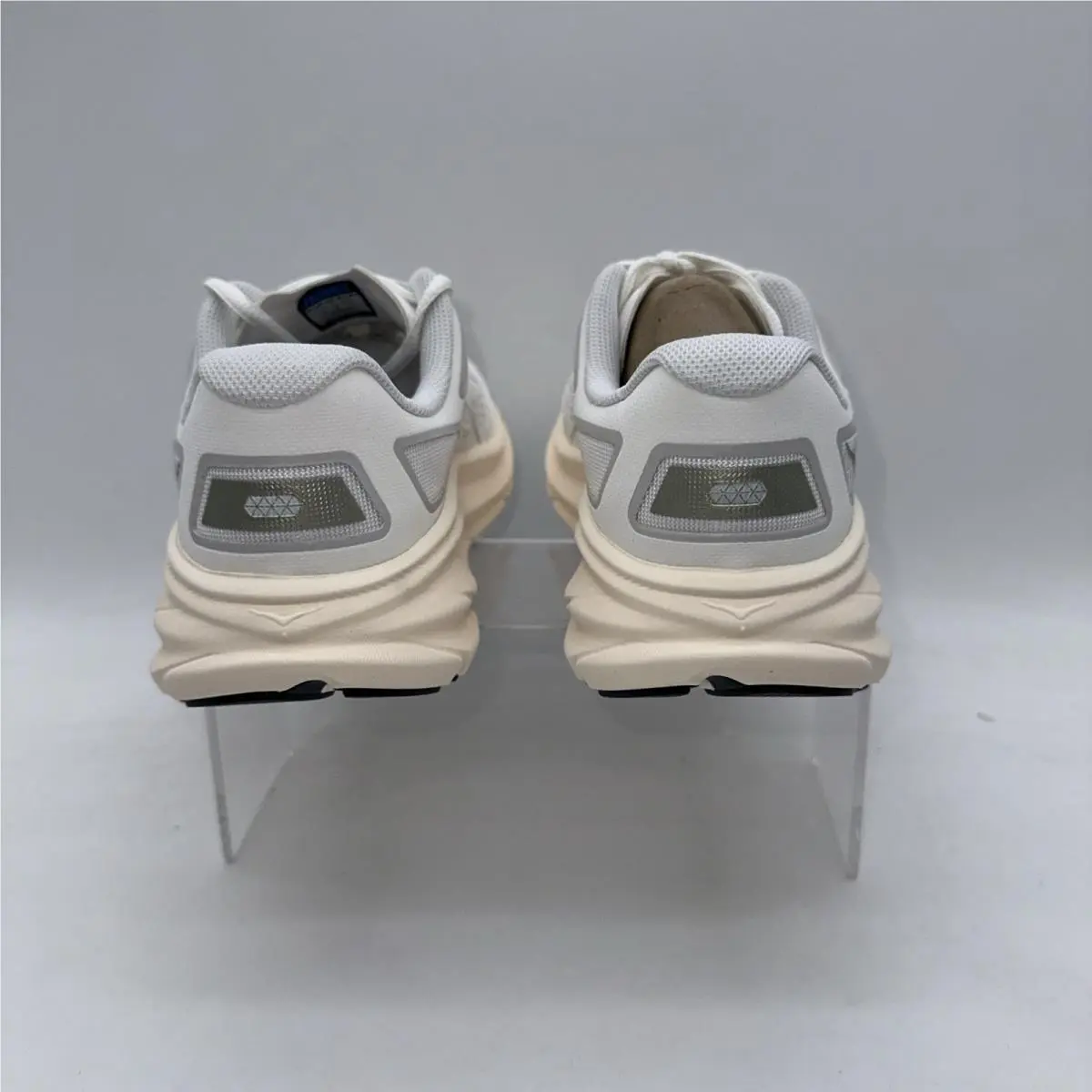 Hoka shoes - Hoka One One Clifton 9 - 1155370 - White 2