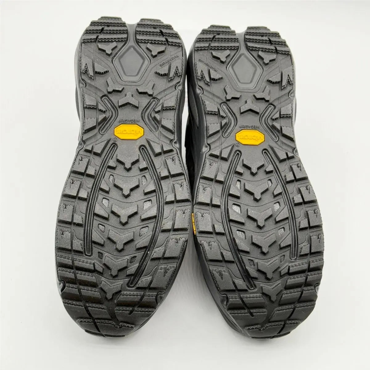 Hoka shoes - Hoka kaha 3 Low GTX - 1162532 - Black (UPC: 197634763200) 4