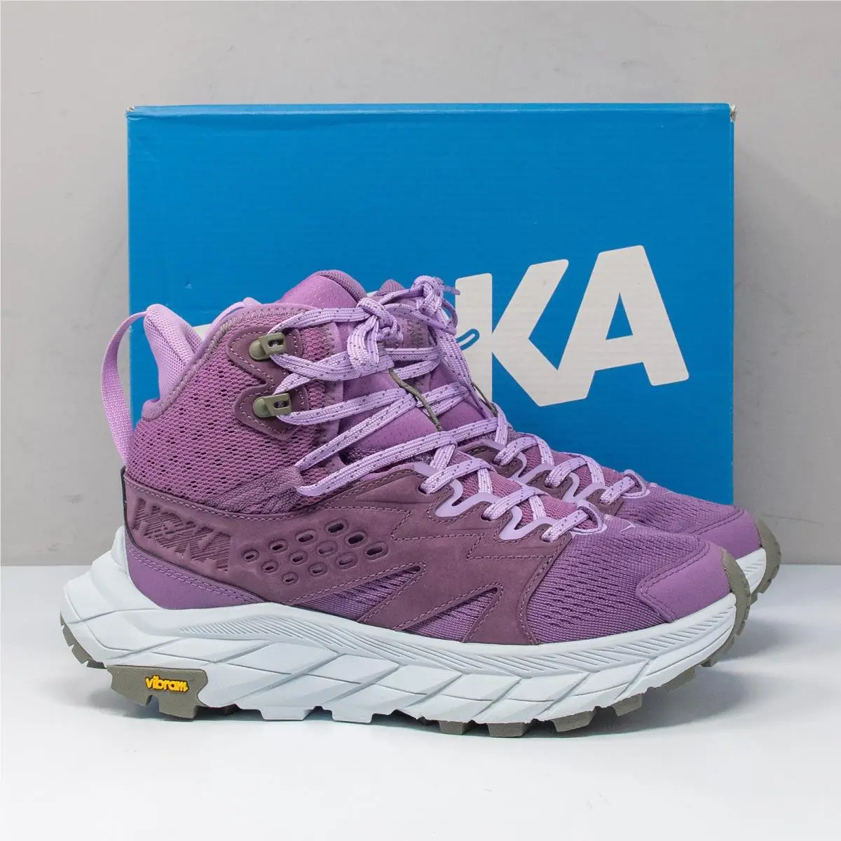 Hoka One Anacapa Breeze Mid Running Shoes Women`s 6 B Amethyst Illusion