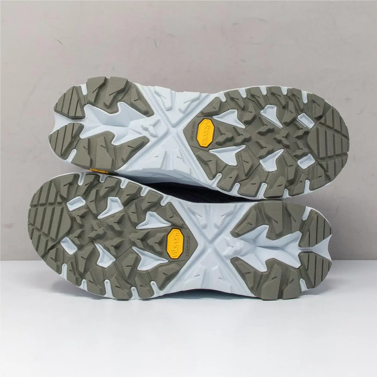 Hoka shoes - Hoka One Bondi 8 - One Bondi - 1127952-ABSO - Blue, Manufacturer: Amethyst Illusion (UPC: 196565553386) 2