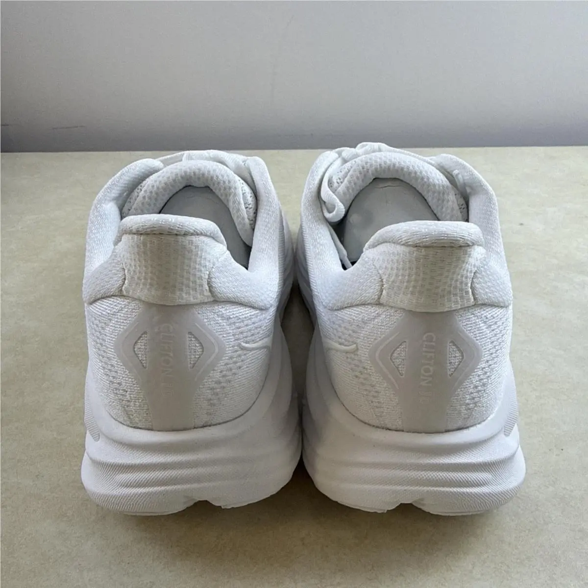 Hoka shoes - Hoka One One Clifton 10 - 1162031-WWH - White 1