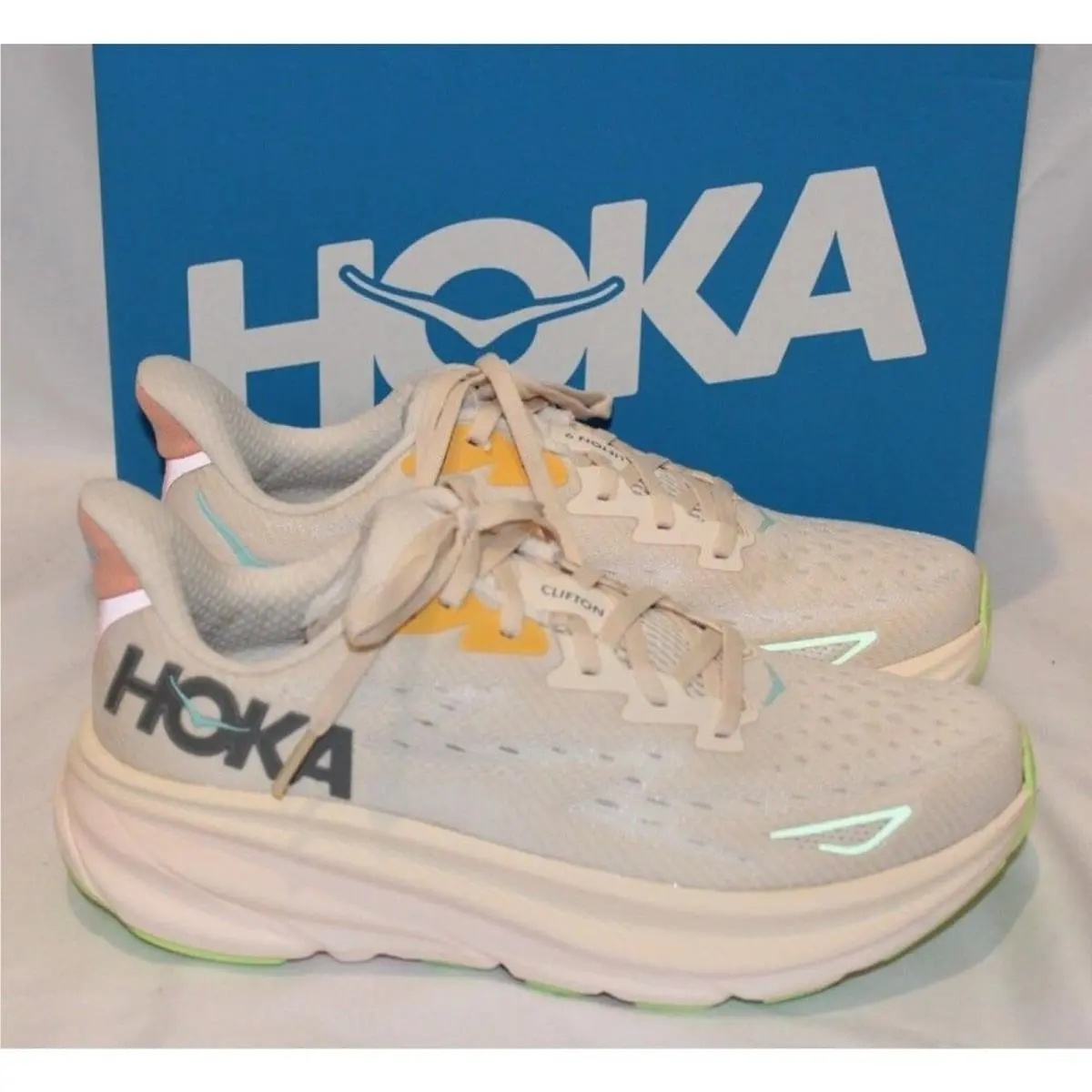 Hoka shoes - Tan 1