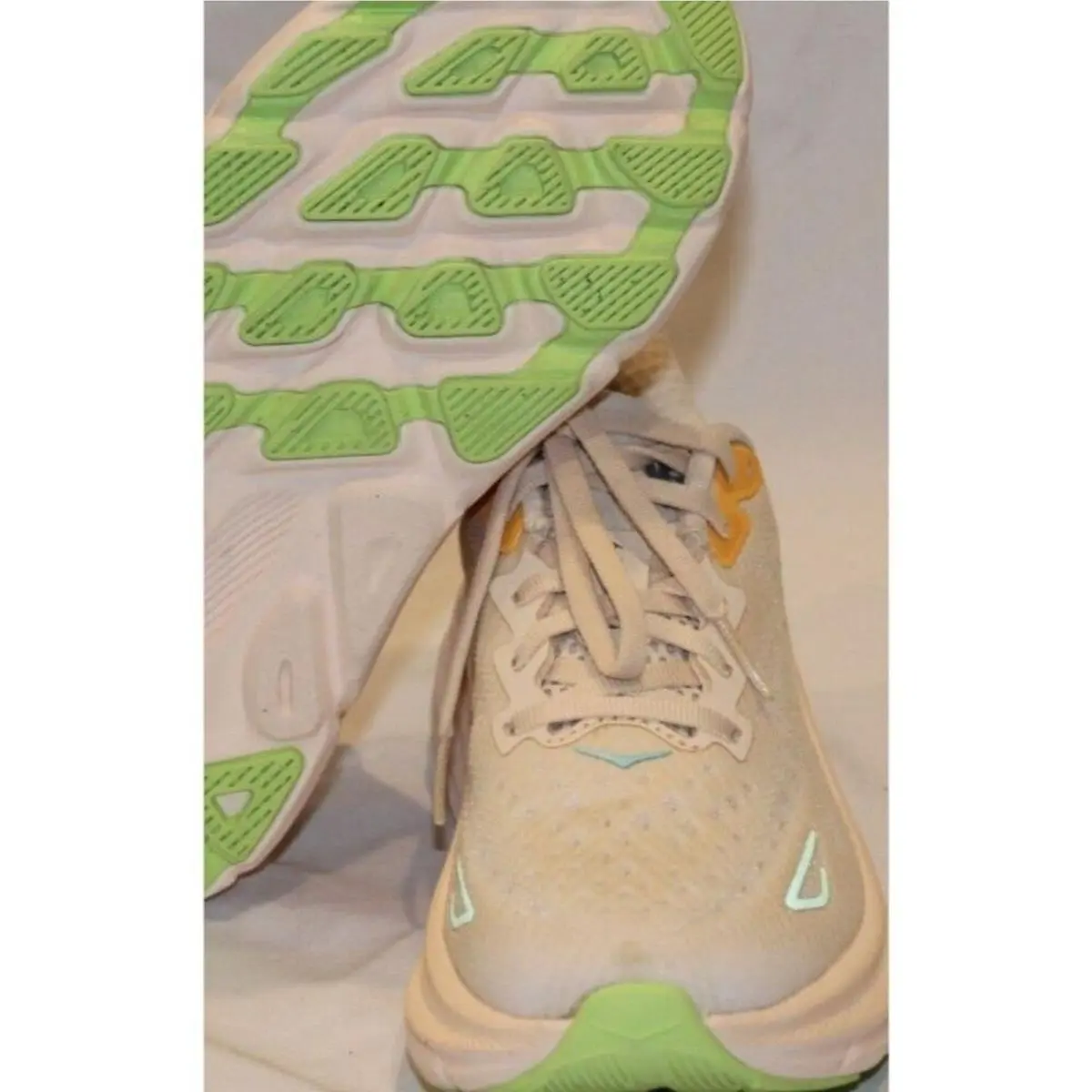Hoka shoes - Tan 4