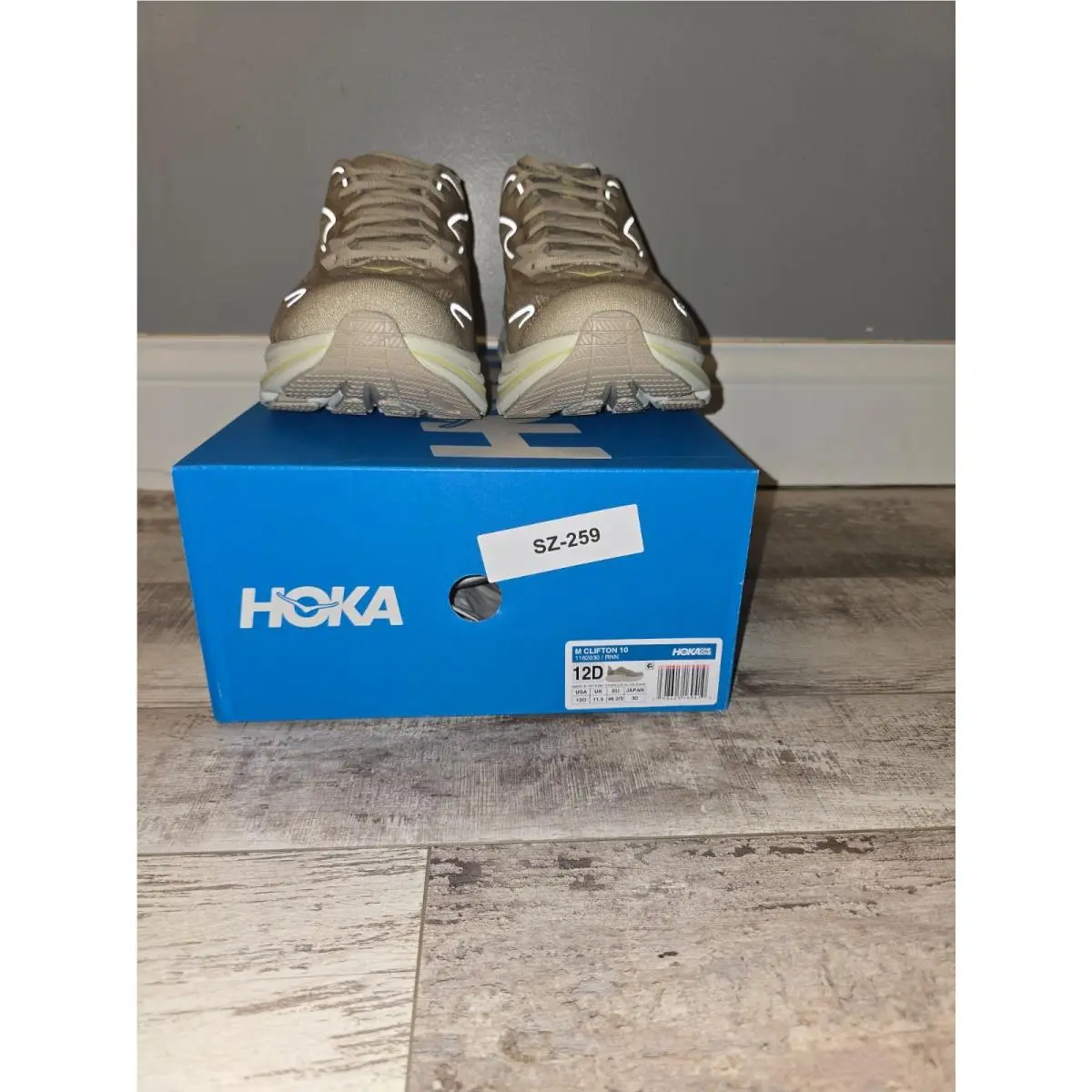 Hoka shoes - Hoka One One Clifton 10 - White/Yellow 1