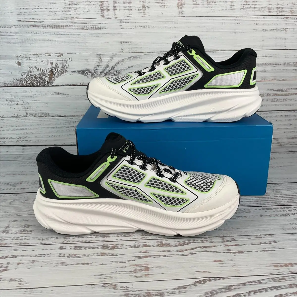 Hoka shoes - Hoka One One Clifton 9 - Black (UPC: 197634736433) 0