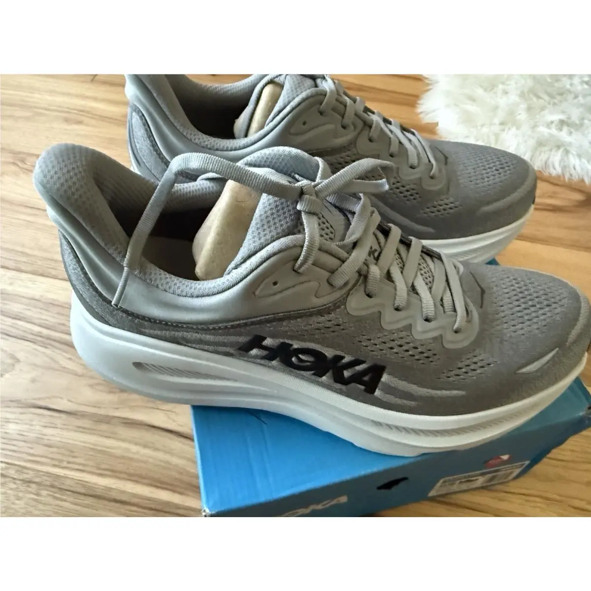 Hoka shoes - Hoka One One Bondi 9 - 1162013-GCTC - Gray 1