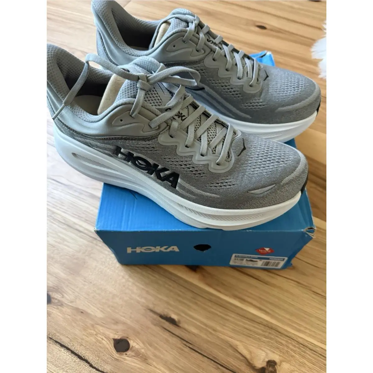 Mens Hoka One Bondi 9 Shoe Galactic / Stellar Grey Size 11 2E Wide 1162011-GCTC