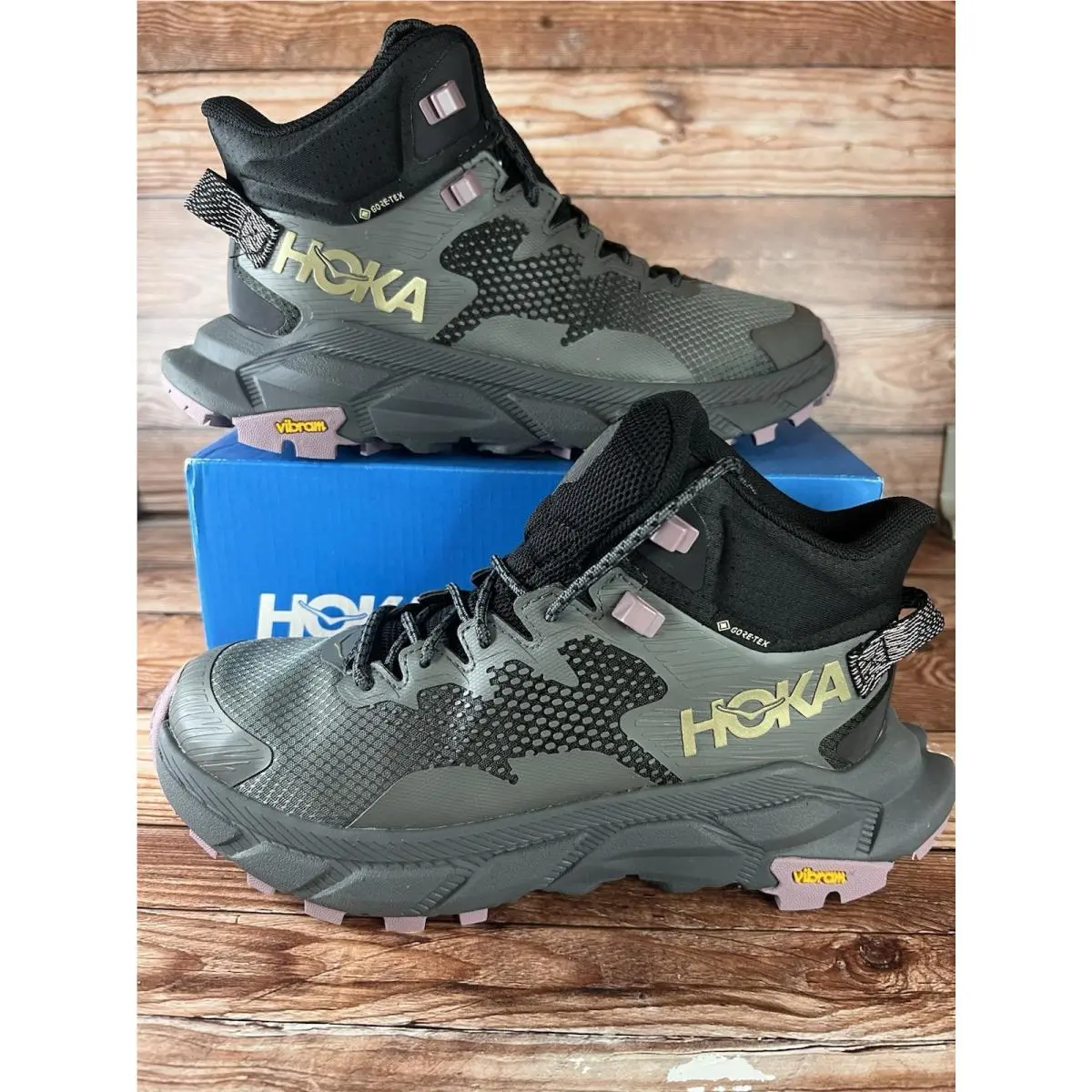 Hoka One One W Trail Code Gtx Sneakers Womens Size US 6B Trail Comfort Hiking