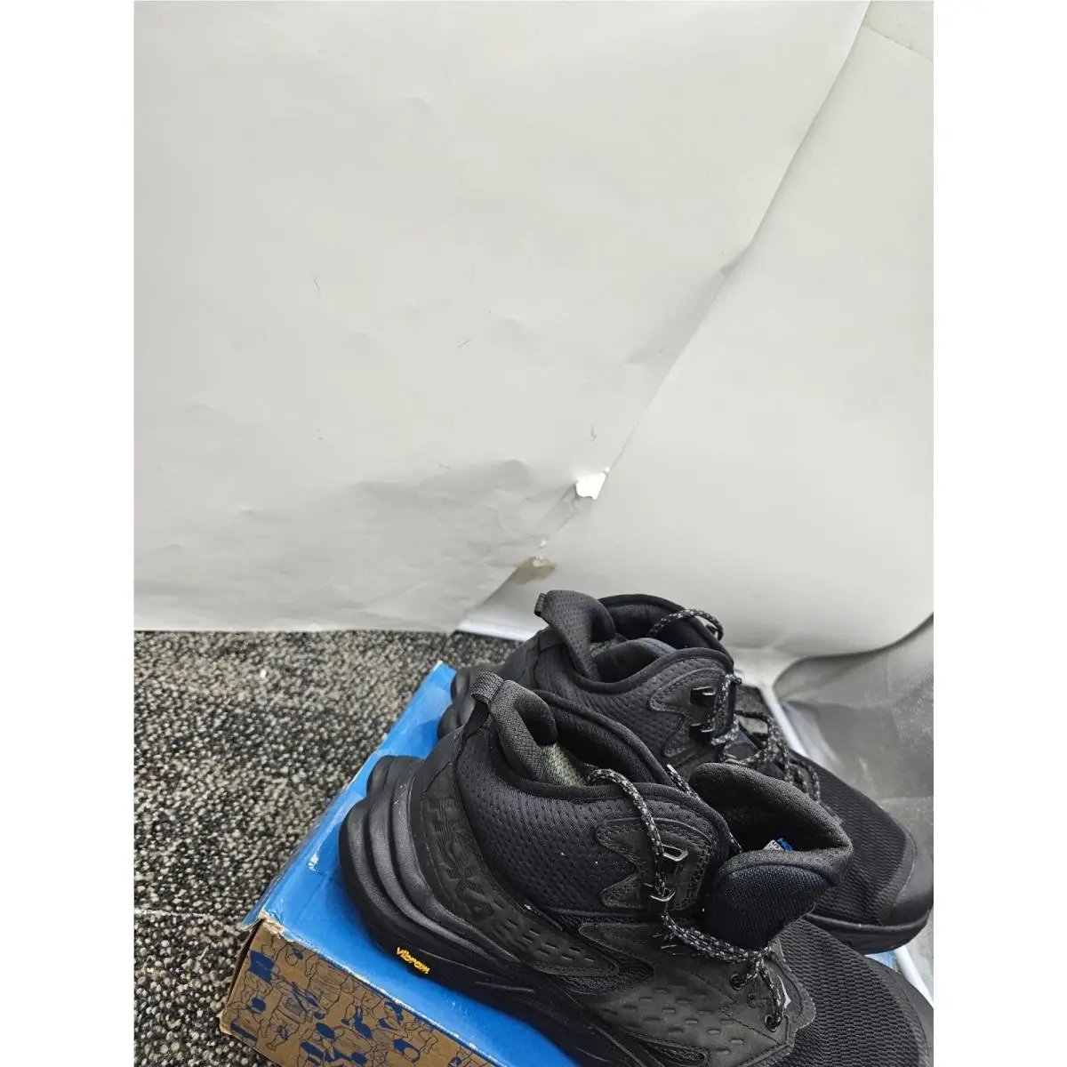 Hoka shoes - Hoka One One Anacapa GORE-TEX - Anacapa Mid GTX - Black 2