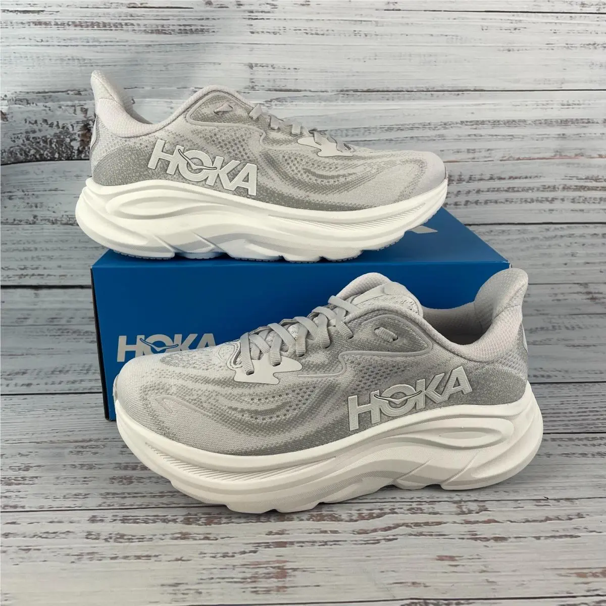 Hoka Clifton 10 Women US 9B Running Shoes Cosmic Grey Stardust