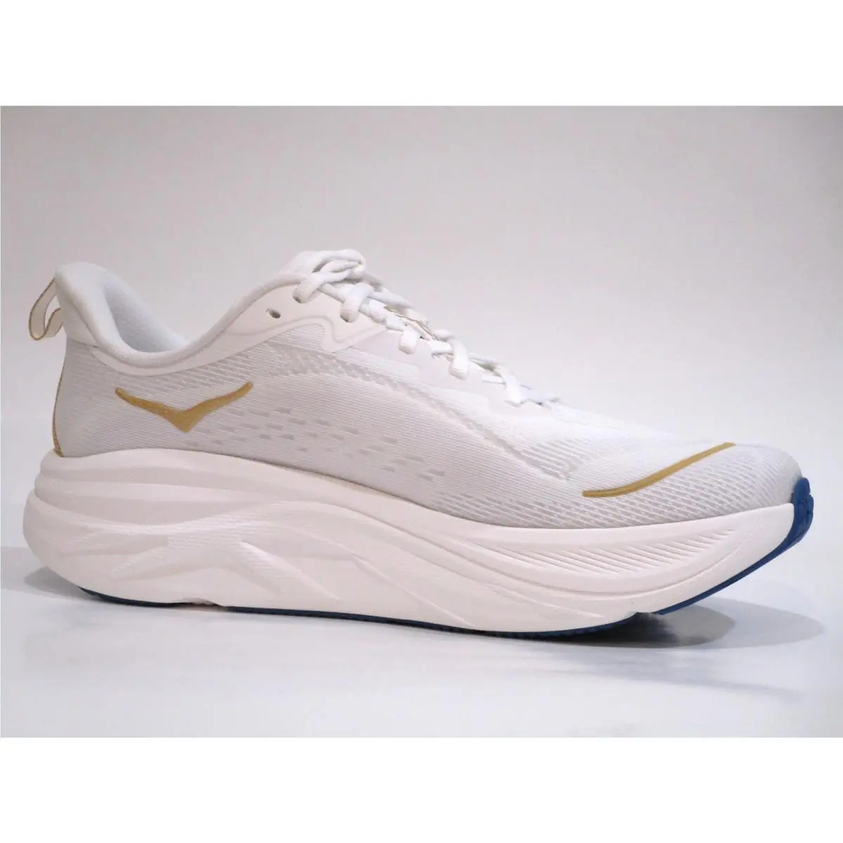 Hoka shoes - frost / gold 1