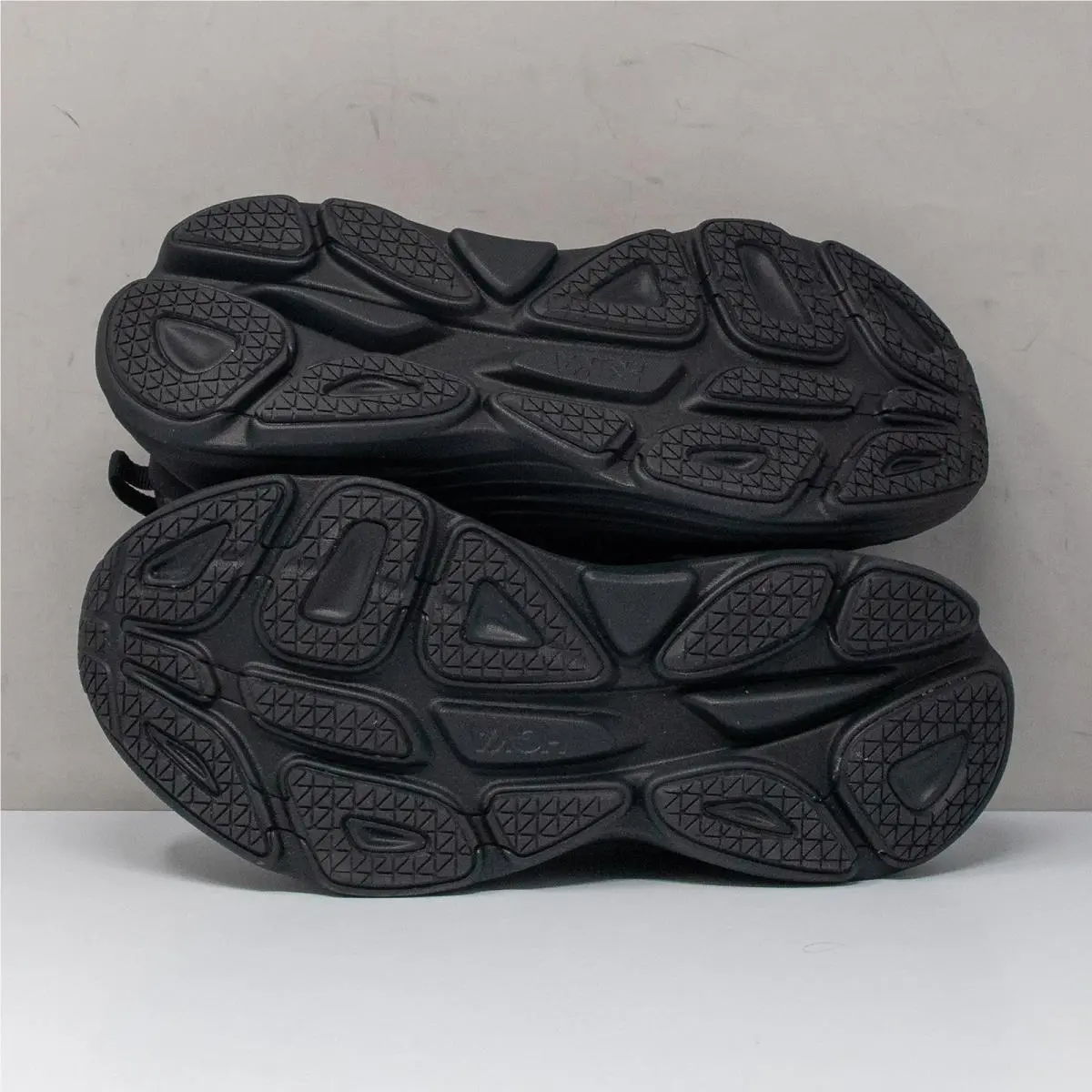 Hoka shoes - Hoka One Bondi 8 - One Bondi - 1123202-BBLC - Black (UPC: 195719627768) 2